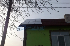 Установка небольшой солнечной системы для автономного питания приоритетных нагрузок частного дома в Киевской области.